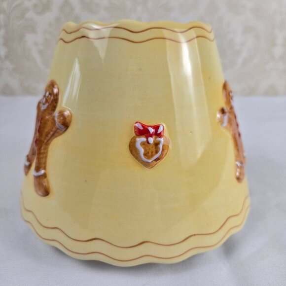 Gingerbread Man Themed Jarred Candle Topper or Shade Ceramic Wavy Edges - Picture 2 of 7